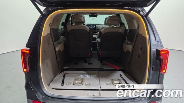 Kia Carnival 2024 — Şəkil 19/20