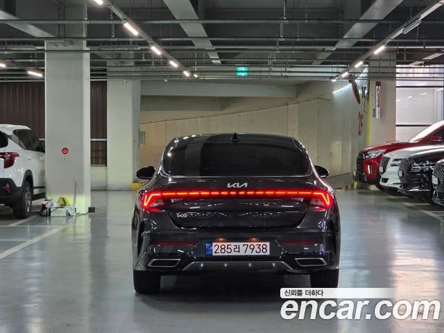 Kia K5 2023 — Şəkil 2/20