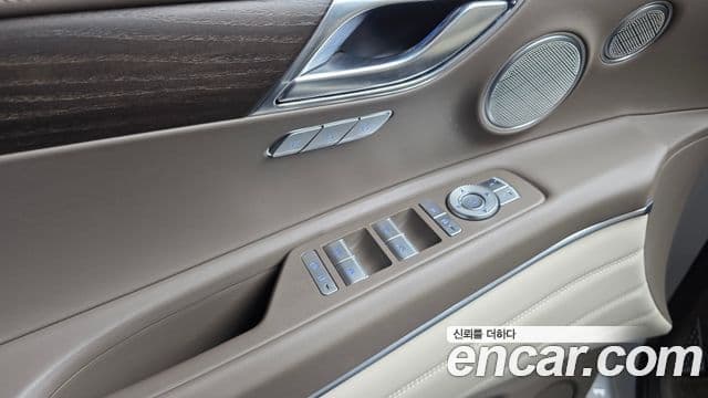 Genesis GV80 2023 — Photo 1/34