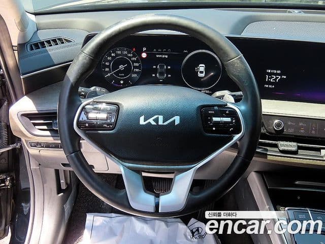 Kia K8 2023 — ფოტო 7/20