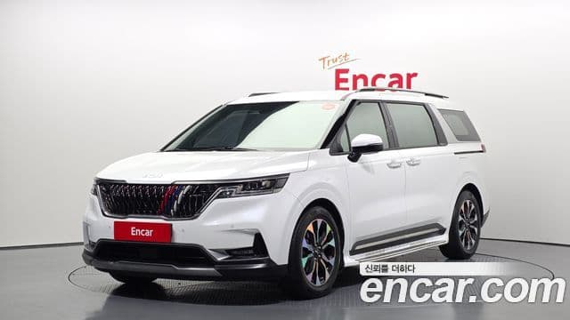 Kia Carnival 2022 — ფოტო 1/20