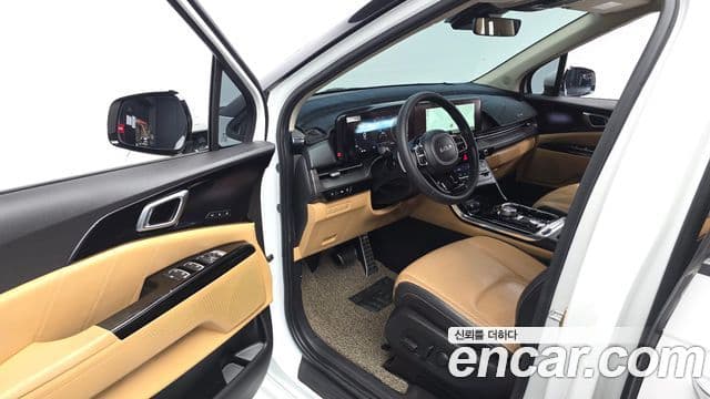 Kia Carnival 2022 — ფოტო 10/20