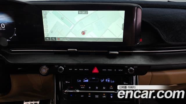 Kia Carnival 2022 — ფოტო 14/20