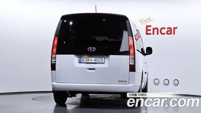Hyundai Staria 2023 — Фото 10/20