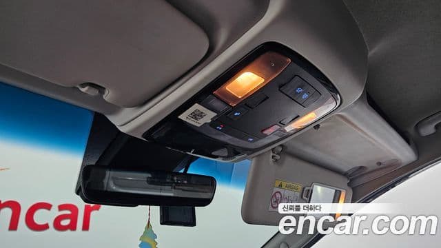 Hyundai Staria 2023 — Фото 14/20
