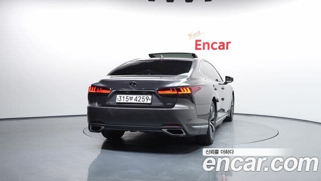 Lexus LS500 2022 — Şəkil 4/20