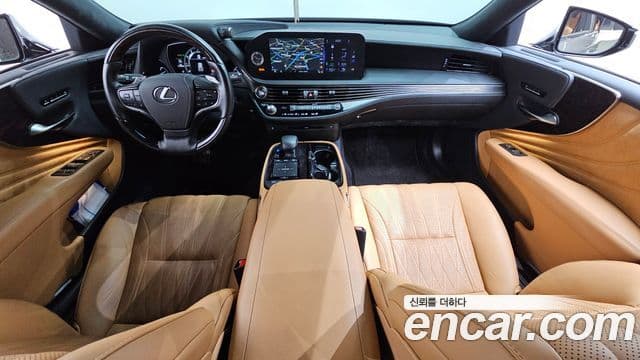 Lexus LS500 2022 — Şəkil 7/20