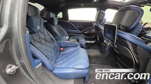 Mercedes-Benz S-Class 2022 — Photo 15/20
