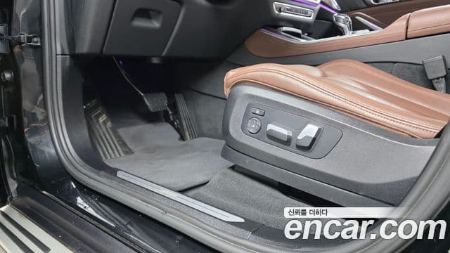 BMW X5 2022 — Photo 14/20