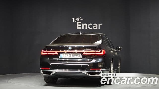 BMW 7 Series 2020 — ფოტო 4/20