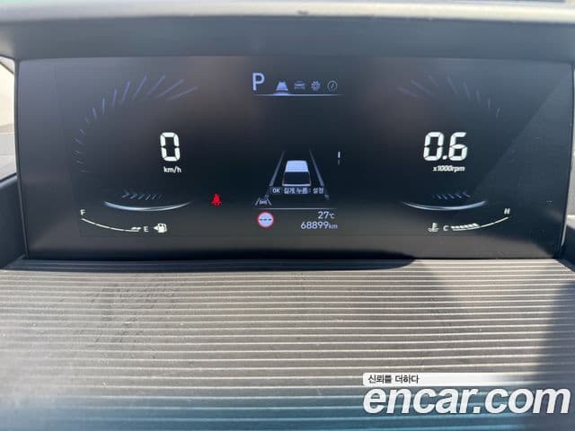 Hyundai Staria 2022 — Photo 13/20