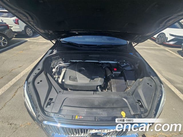 Volvo XC90 2019 — Photo 15/17