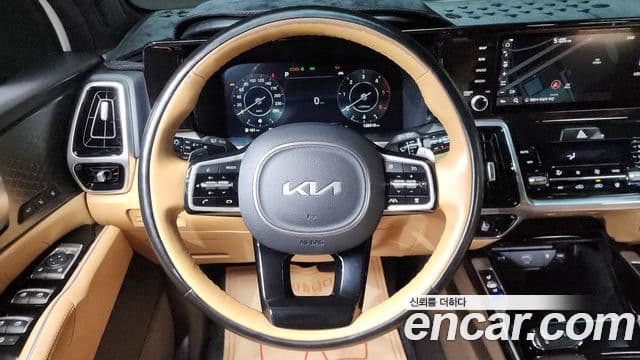 Kia Sorento 2021 — Фото 14/20