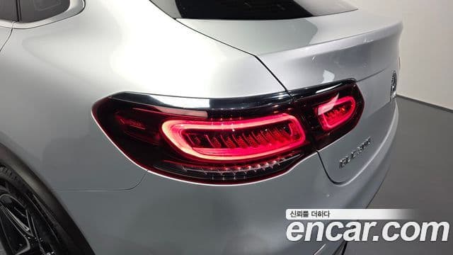 Mercedes-Benz GLC-Class 2020 — Şəkil 18/32