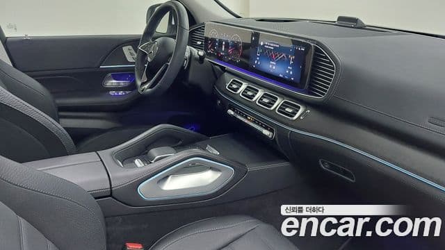 Mercedes-Benz GLE-Class 2024 — Şəkil 13/17