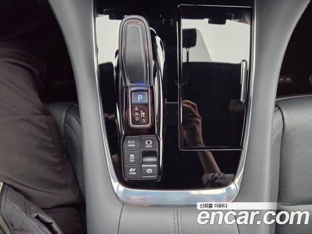 Toyota Alphard 2024 — Фото 8/20