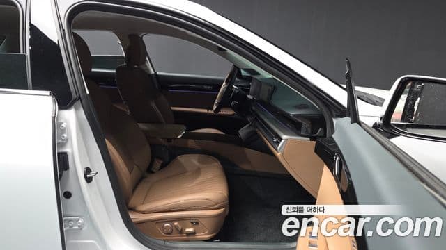 Hyundai Grandeur Hybrid 2026 — Photo 2/20