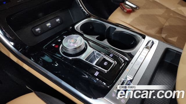 Kia Carnival 2022 — Фото 9/20