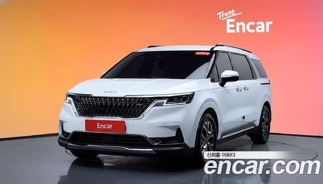 Kia Carnival 2022 — Фото 1/20