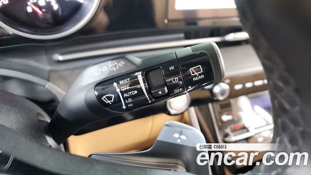 Kia Carnival 2022 — Photo 10/36