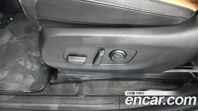 Kia Carnival 2022 — Photo 22/36