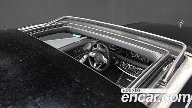 Mercedes-Benz S-Class 2018 — ფოტო 17/20