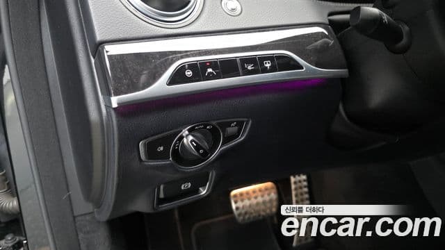 Mercedes-Benz S-Class 2018 — ფოტო 19/20