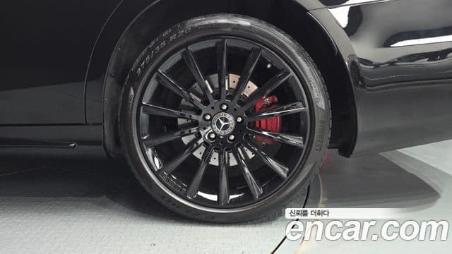 Mercedes-Benz S-Class 2018 — Photo 6/30