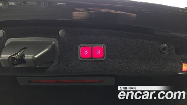 Mercedes-Benz S-Class 2018 — Photo 8/30