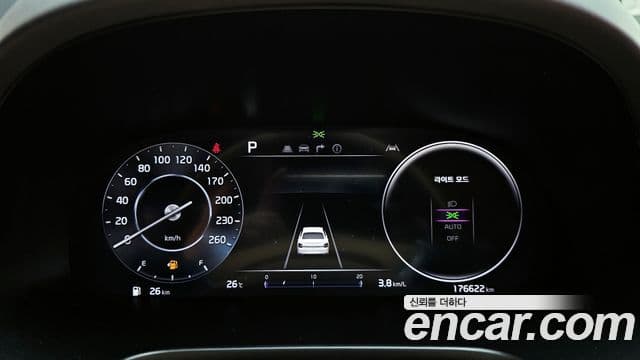 Kia The K9 2021 — ფოტო 8/20