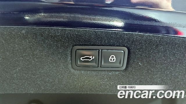 Kia The K9 2021 — Photo 21/39