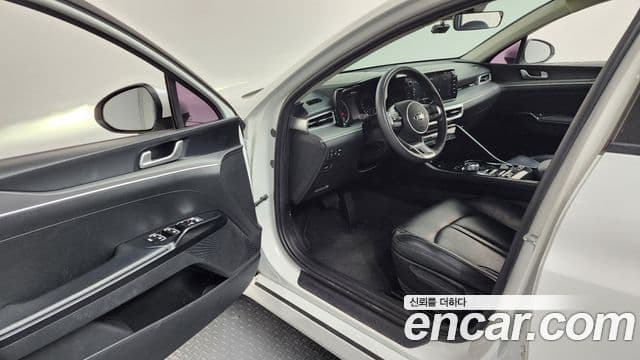 Kia K5 2020 — Photo 7/20