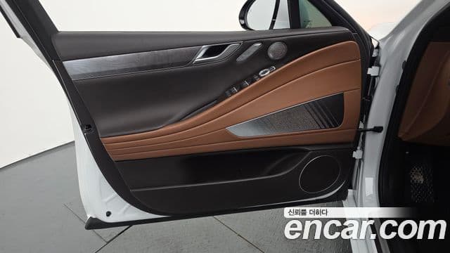 Genesis G80 2021 — ფოტო 3/38
