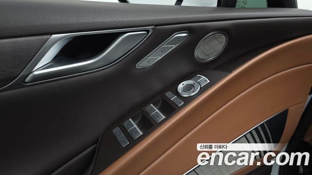 Genesis G80 2021 — ფოტო 27/38