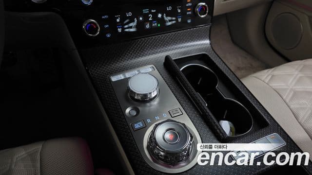 Genesis Electrified G80 2024 — Şəkil 9/20