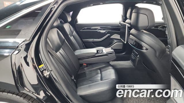 Audi A8 2019 — Şəkil 11/20