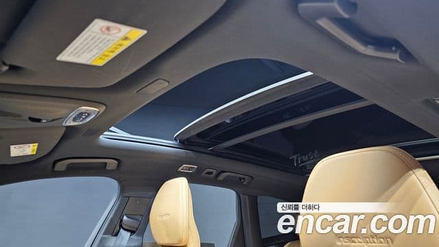 Volvo XC60 2018 — Şəkil 19/20