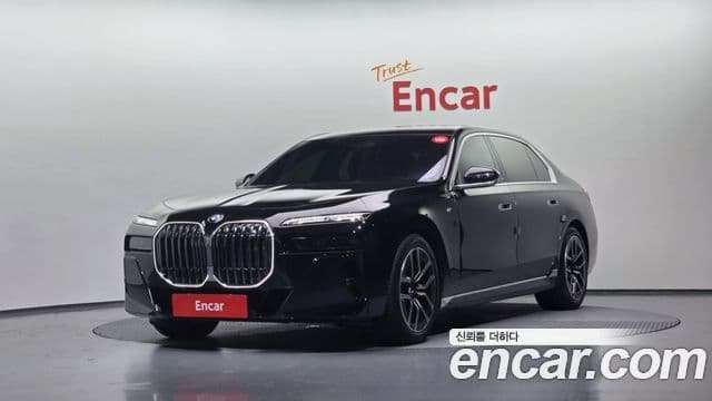 BMW 7 Series 2024 — ფოტო 20/20