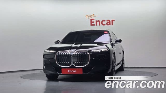 BMW 7 Series 2024 — ფოტო 2/20