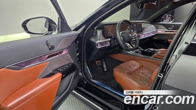 BMW 7 Series 2024 — ფოტო 9/20