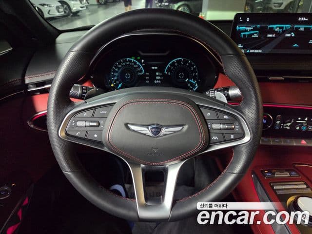 Genesis GV70 2023 — ფოტო 8/20