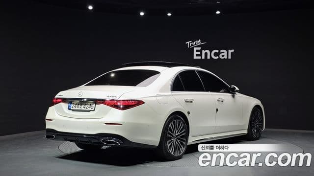 Mercedes-Benz S-Class 2023 — Şəkil 2/20