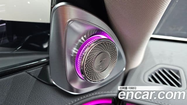 Mercedes-Benz S-Class 2023 — Photo 31/31