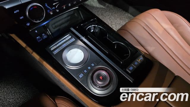 Genesis Electrified G80 2021 — Şəkil 9/20