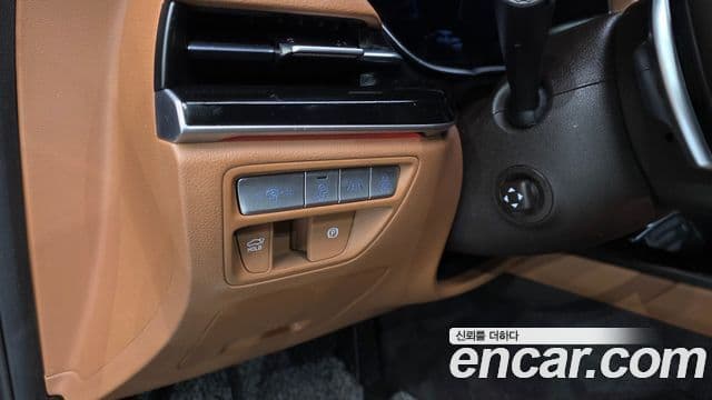 Genesis Electrified G80 2021 — Şəkil 19/20