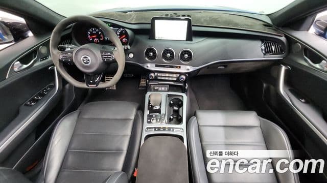 Kia Stinger 2019 — Şəkil 7/20