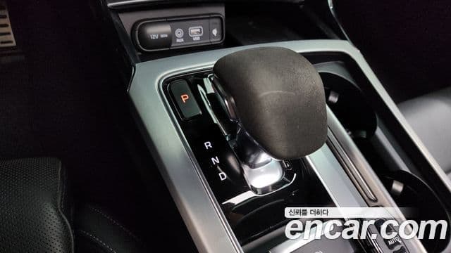 Kia Stinger 2019 — Şəkil 9/20