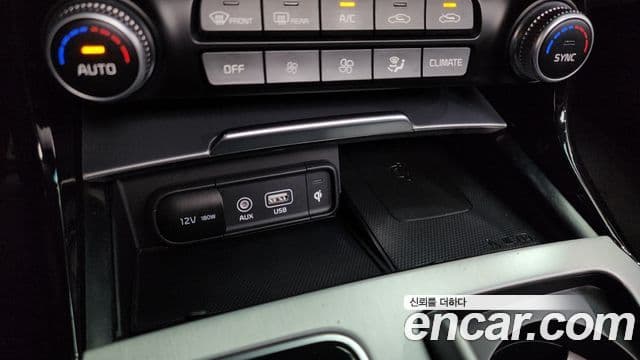 Kia Stinger 2019 — Şəkil 12/20