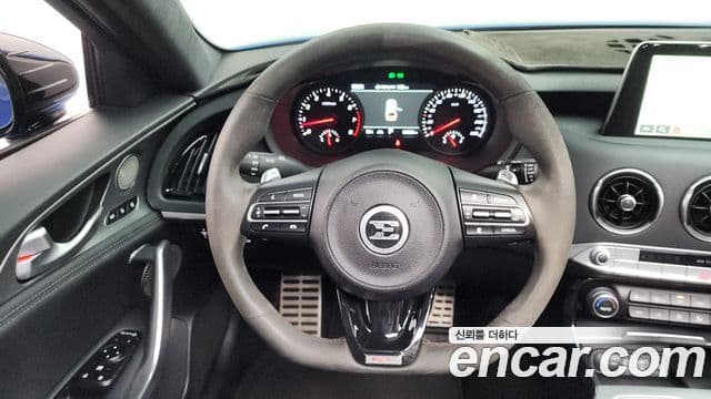 Kia Stinger 2019 — Şəkil 14/20