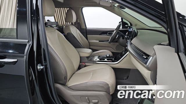 Kia Carnival 2022 — Şəkil 11/20